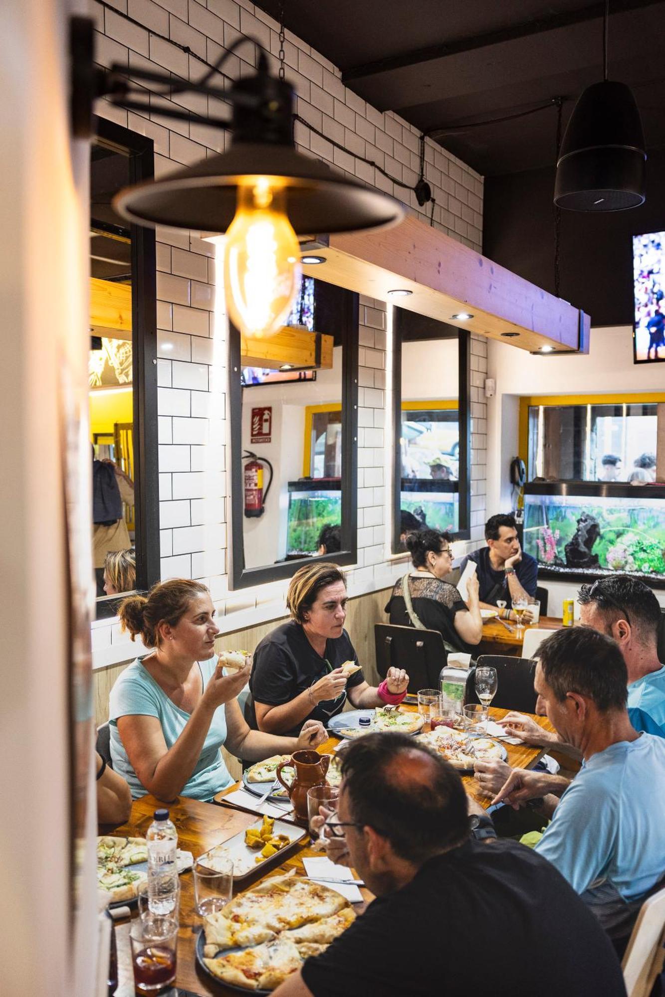 Hostal Los Valles Bielsa Εξωτερικό φωτογραφία